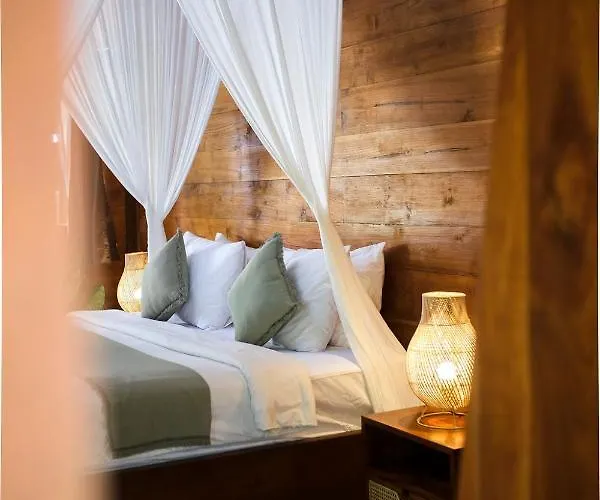 Kayu Mama And Resort 4*