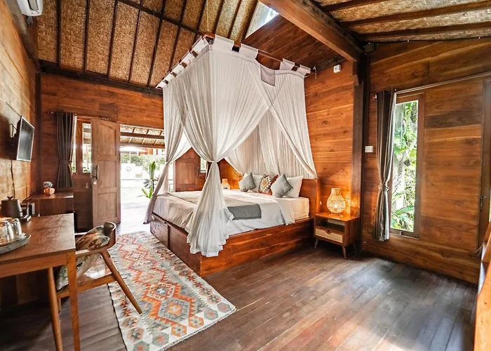 Kayu Mama And Resort