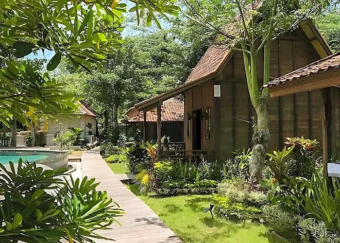 Kayu Mama And Resort 4*