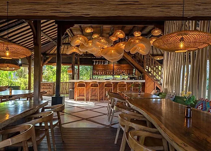 Kayu Mama And Resort