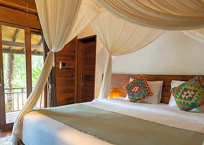 Kayu Mama And Resort 4*