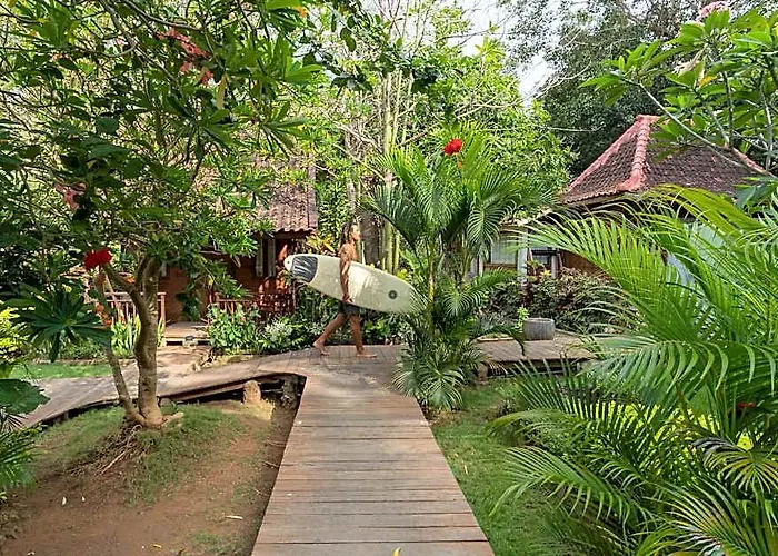 Kayu Mama And Resort 4*